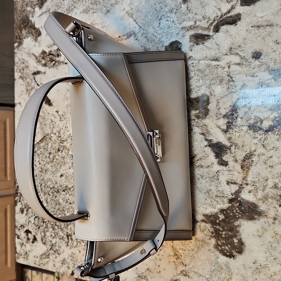 Michael Kors Purse Bi Color bag - Picture 9 of 16